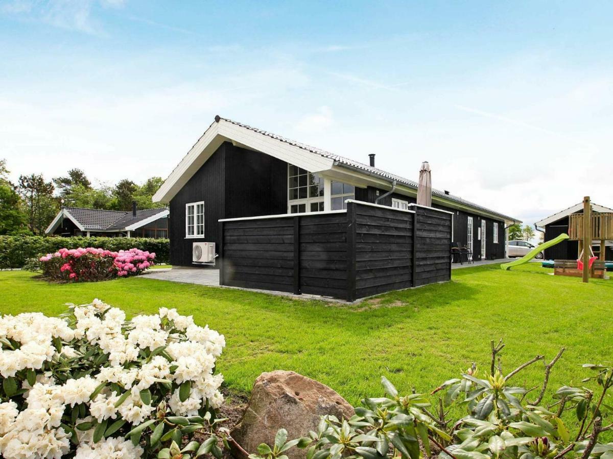 10 Person Holiday Home In Ansager Eksteriør bilde